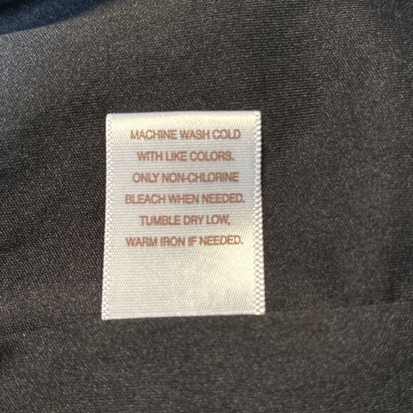 ROZ & ALI Little Black Sleeveless Dress 8 Petite Side Zip EUC - Picture 11 of 11